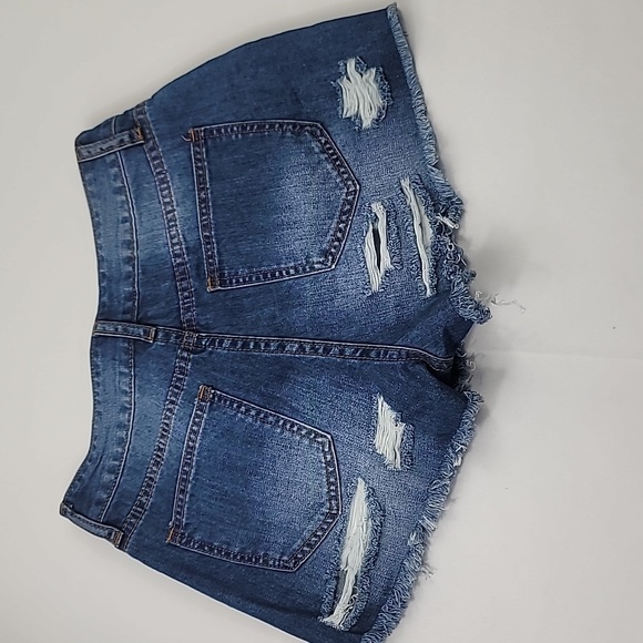 Fashion Nova Ladies Going Out Your Way Distressed  Denim Shorts Dark Wash SZ (S) - Picture 6 of 8